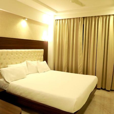 Hotel Lords, Fort Mumbai Ngoại thất bức ảnh