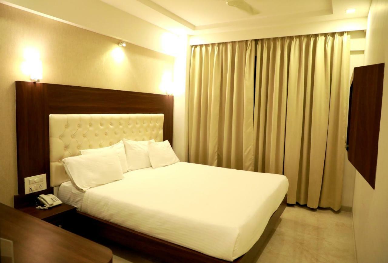 Hotel Lords, Fort Mumbai Ngoại thất bức ảnh
