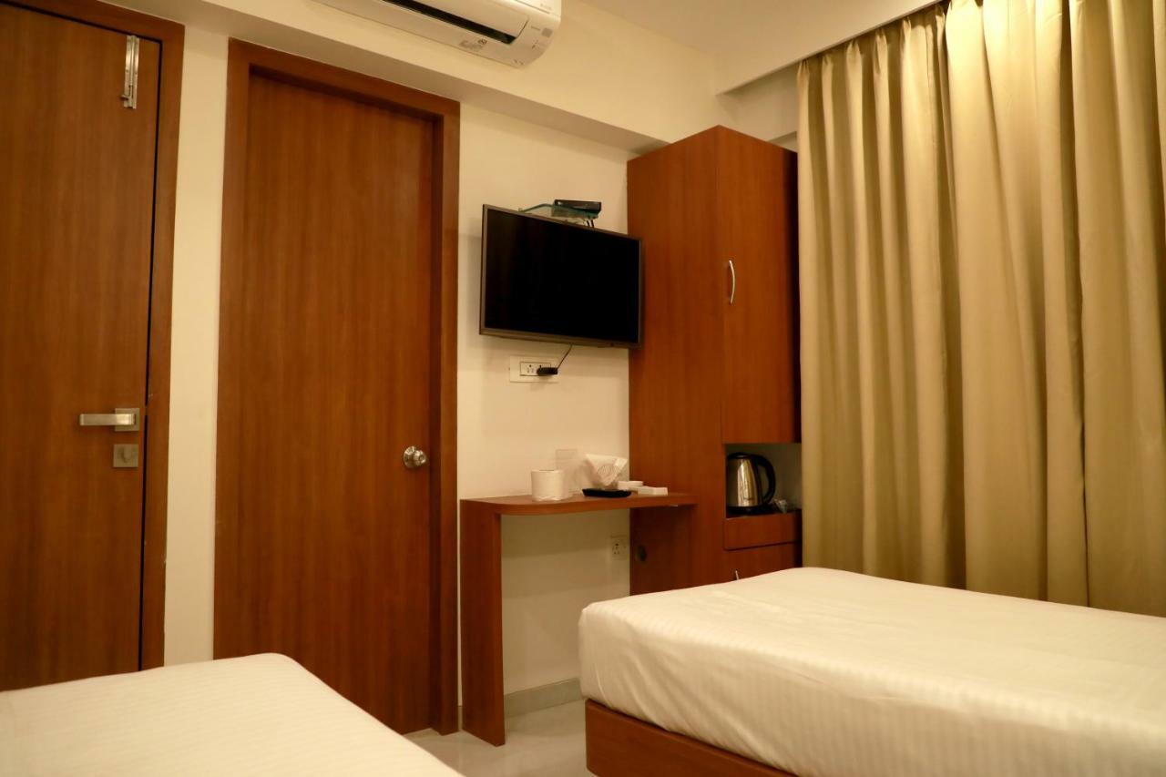 Hotel Lords, Fort Mumbai Ngoại thất bức ảnh